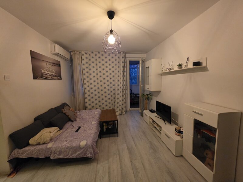 Piata Muncii, 15 minute metrou, Campia Libertatii, chiar pe Petrascu,